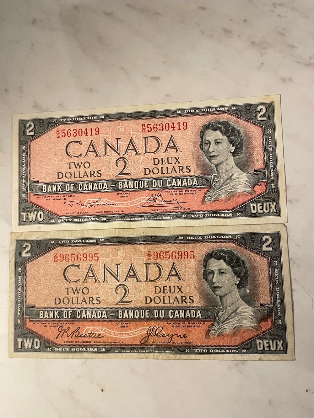 1954 set - Canada Two Dollar Banknotes